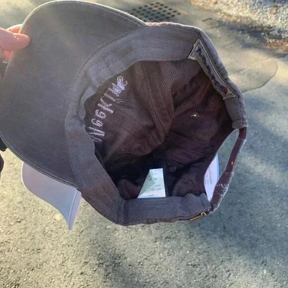 NWT Weekins Unisex Adjustable Hats - Picture 3 of 7